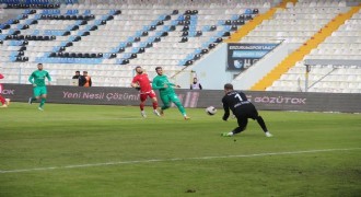 Erzurumspor önceki sezonun 2 puan gerisinde 